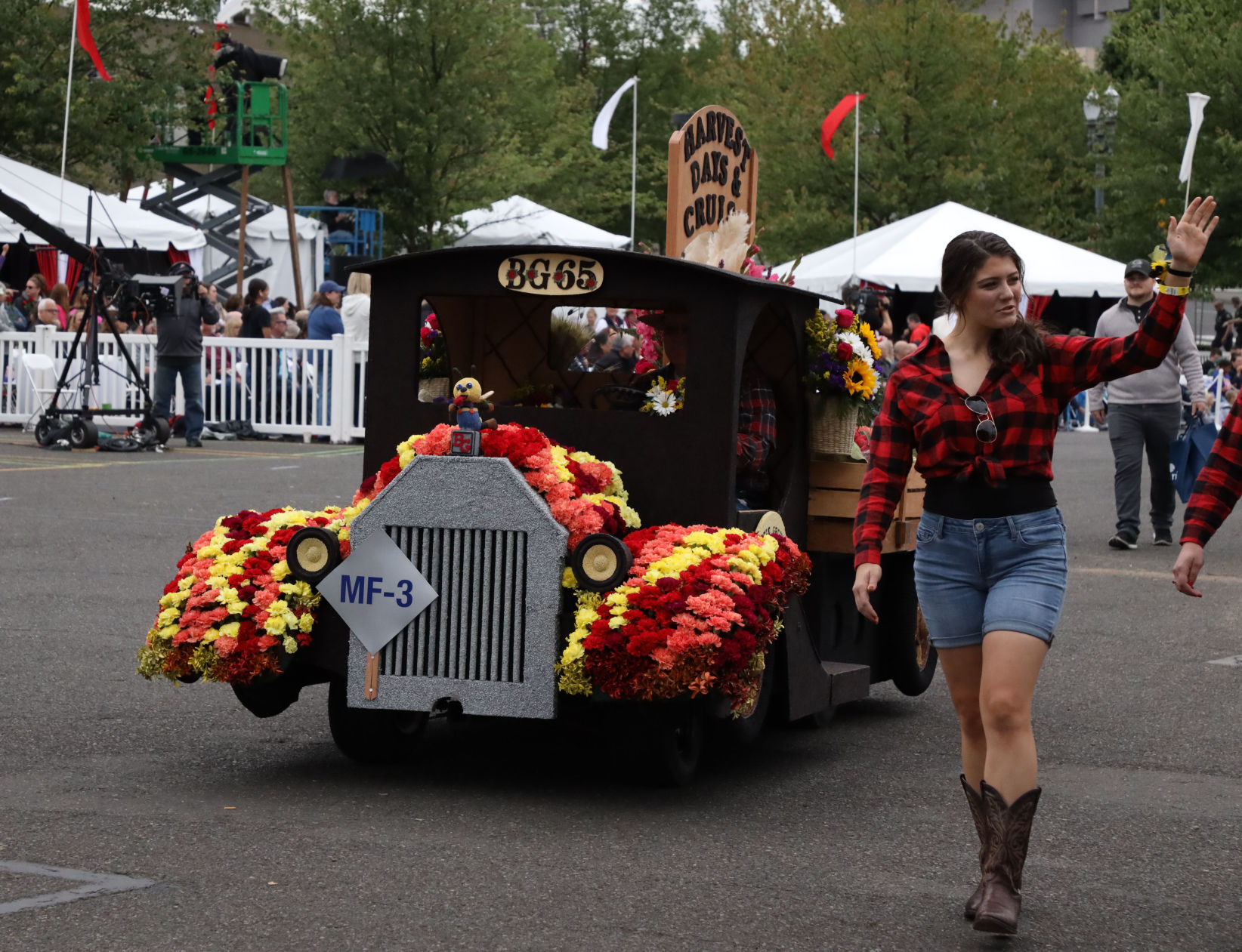 Battle Ground mini float wins big